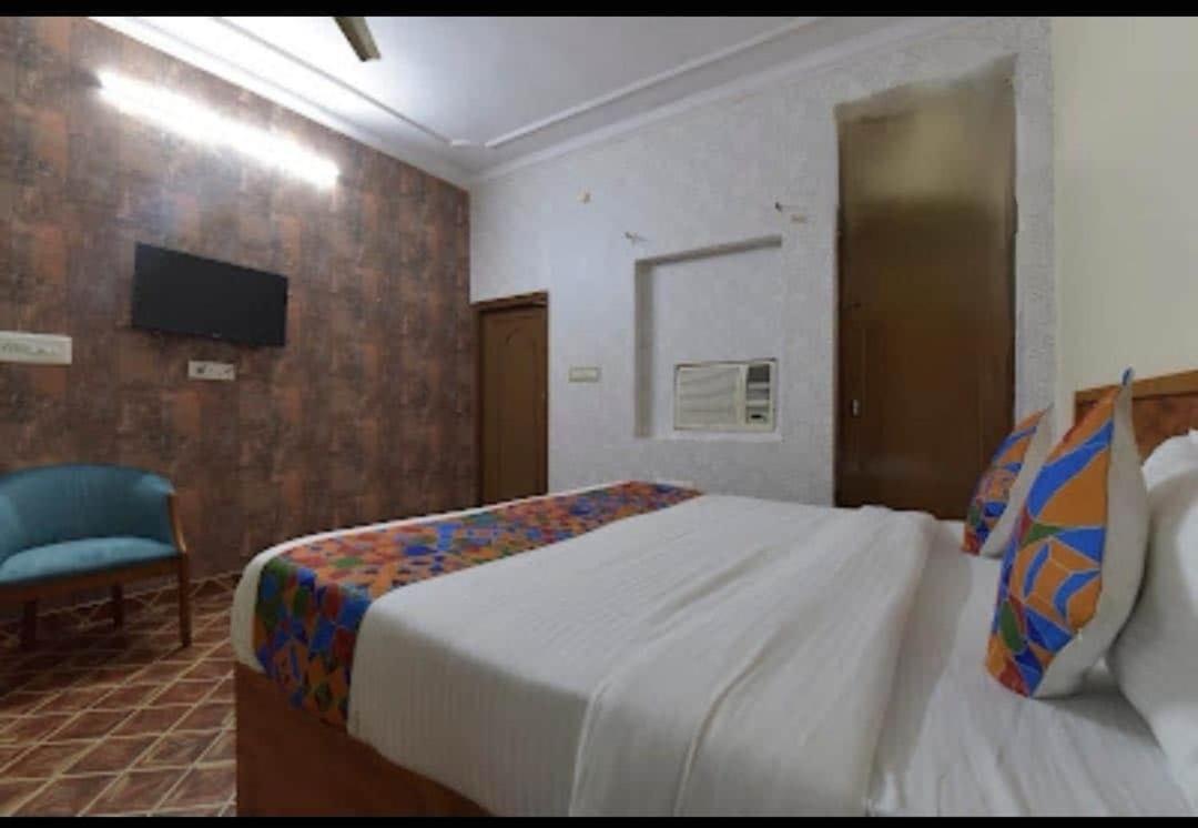 OYO 79261 Hotel Kuhu Palace Džajpur Exteriér fotografie