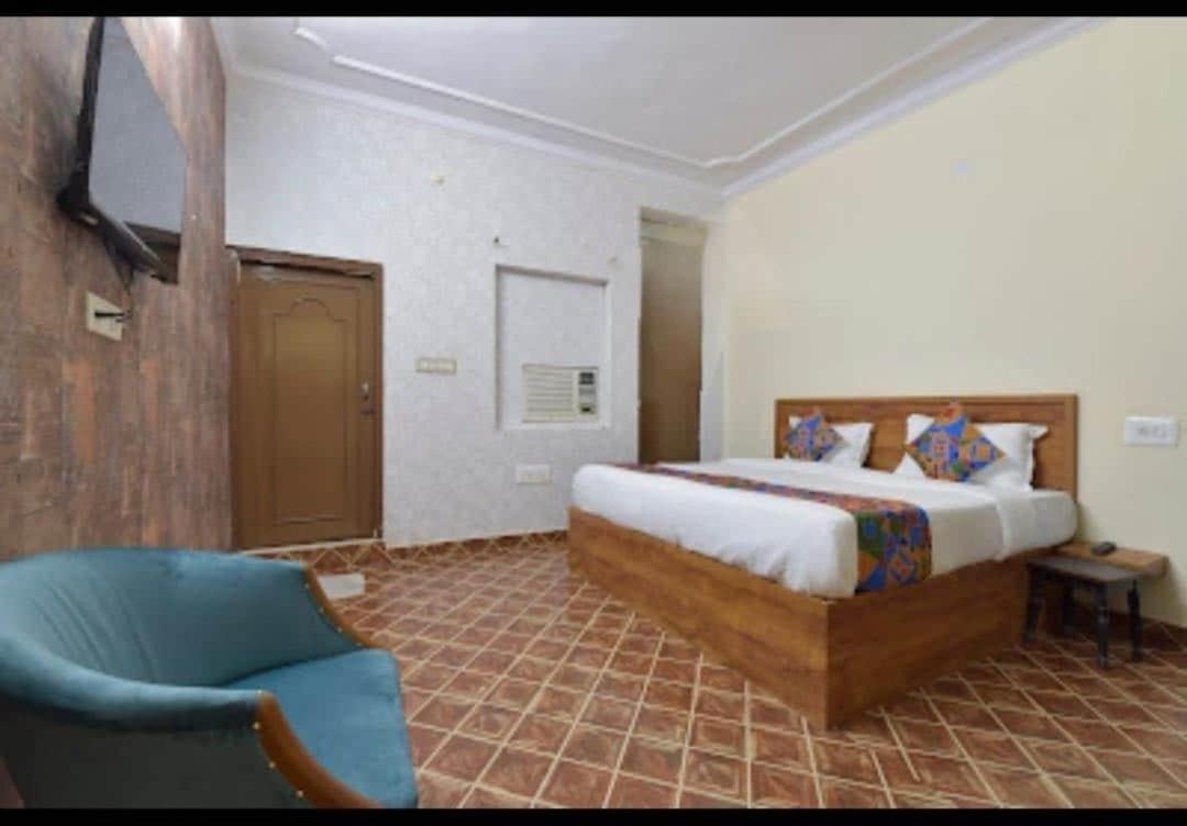 OYO 79261 Hotel Kuhu Palace Džajpur Exteriér fotografie